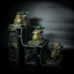 An alien meets with the other alien - 3 phases diorama